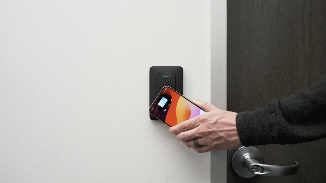 Simplify Your Seasonal Staffing with Smart Access Control